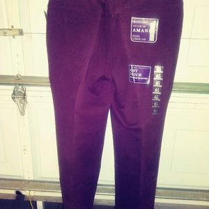 Gloria Vanderbilt Jeans - Think Christmas NWT Gloria Vanderbilt 16w jeans Gloria Vanderbilt Jeans - Think Christmas NWT Gloria Vanderbilt 16w jeans